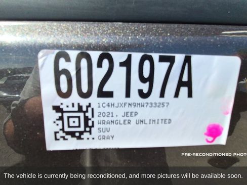 Used 2021 Jeep Wrangler Unlimited Rubicon AWD/4WD image 19