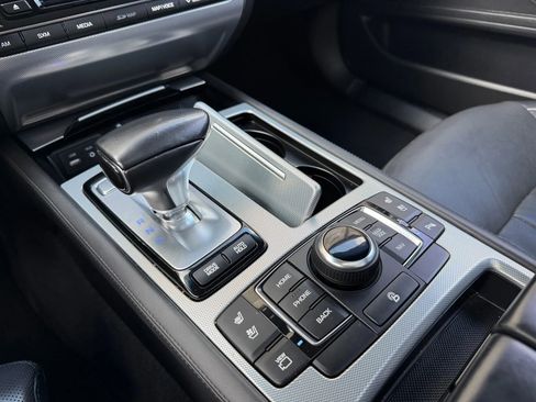 Used 2018 Genesis G80 3.8 w/ Option Group 03 image 17