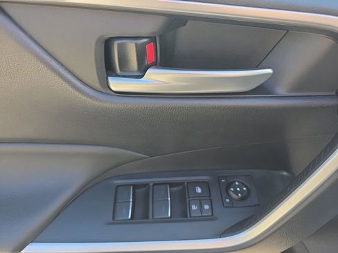 Used 2025 Toyota RAV4 XLE image 21