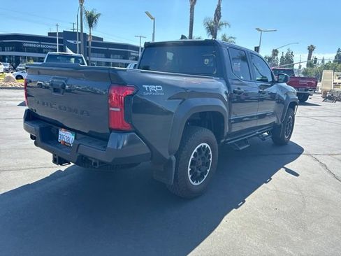 Used 2026 Toyota Tacoma TRD Off-Road AWD/4WD image 10