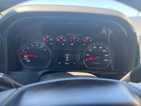 Used 2022 Chevrolet Silverado 1500 Custom image 7