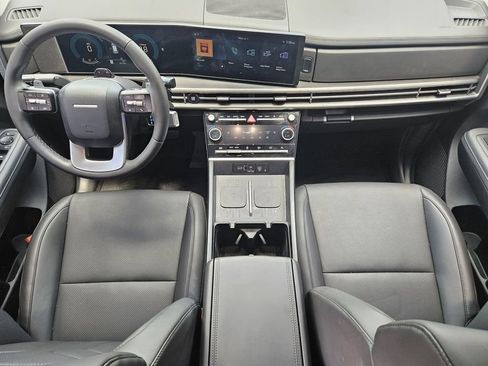 Certified 2025 Hyundai Santa Fe SEL FWD image 19