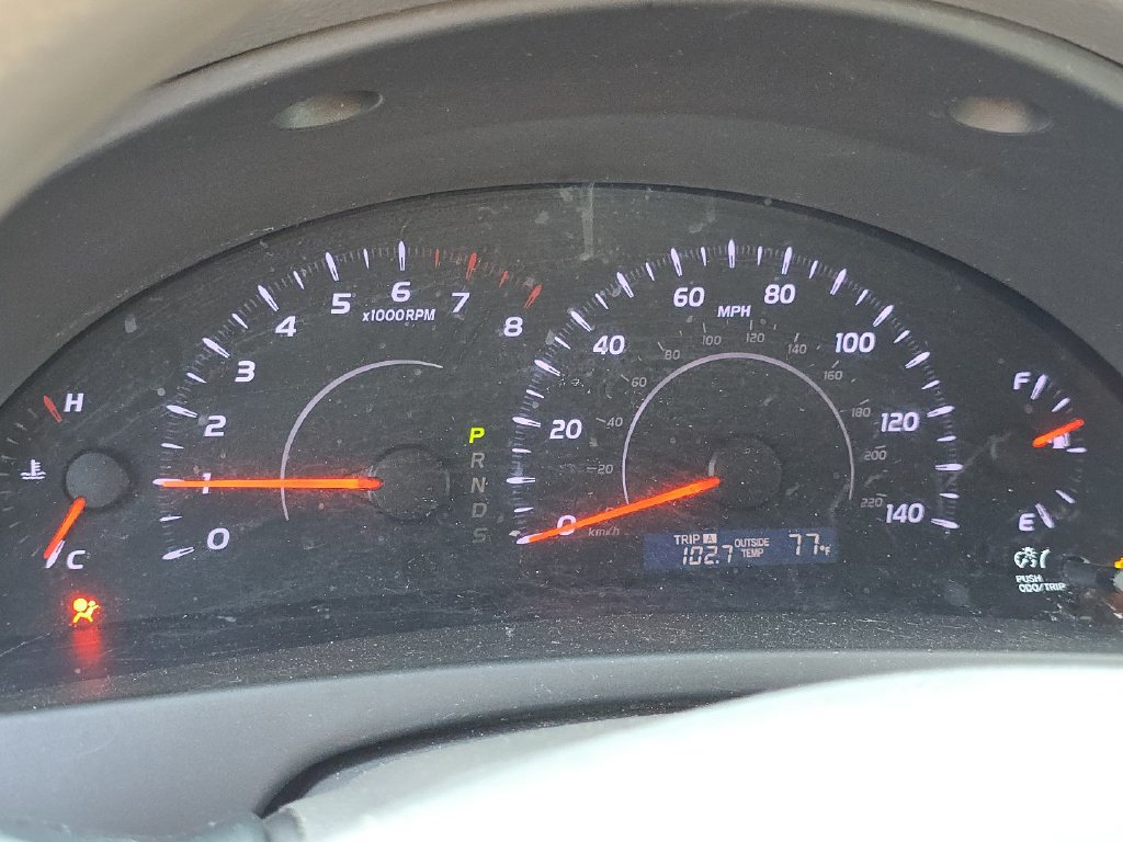 Used 2011 Toyota Camry LE FWD image 23