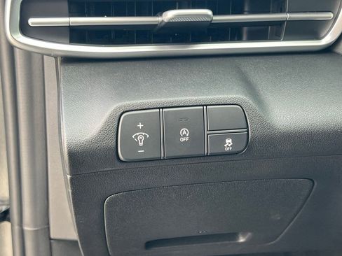 New 2026 Hyundai Elantra SE image 25