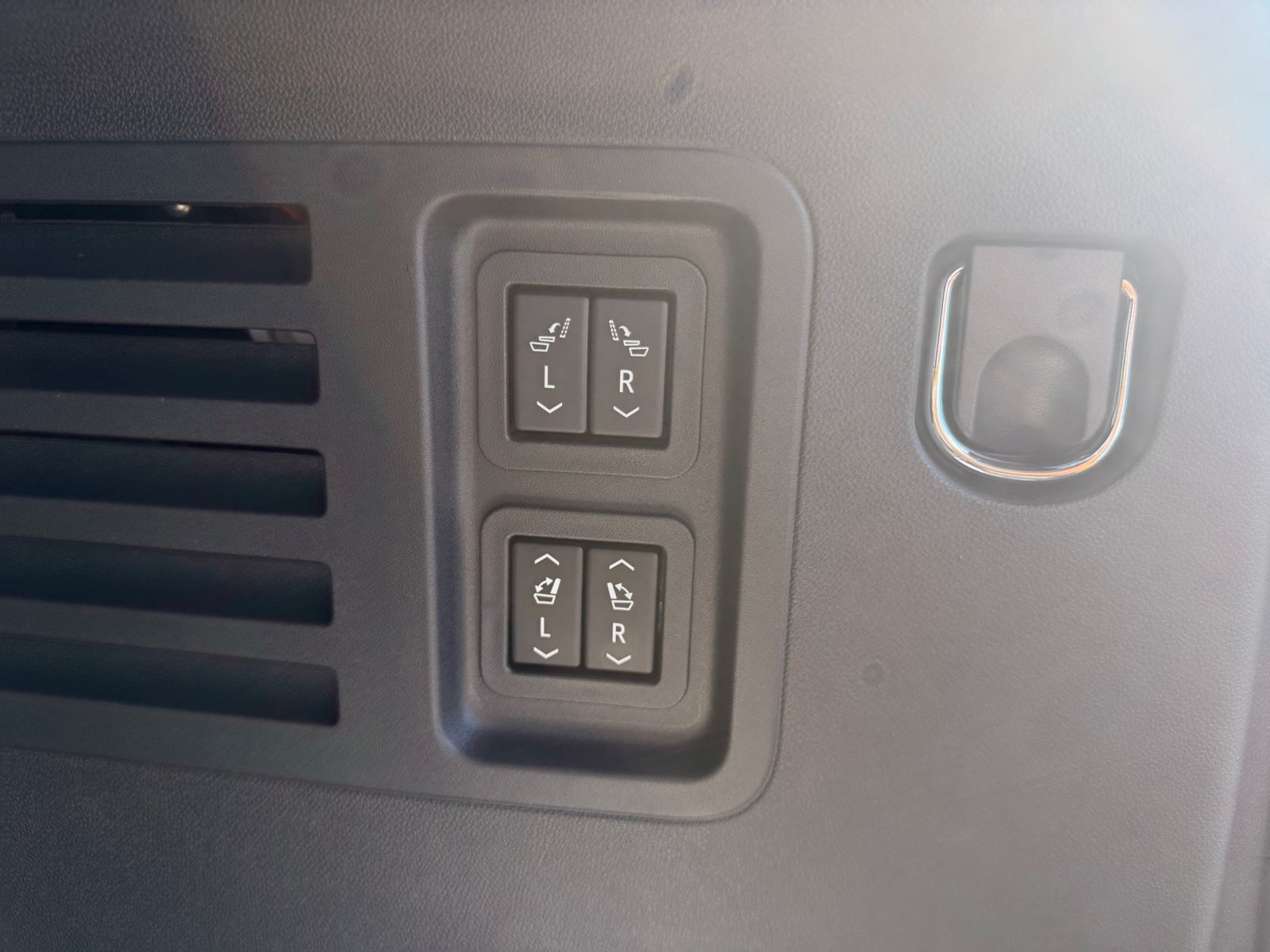 New 2026 Chevrolet Traverse High Country AWD/4WD image 31