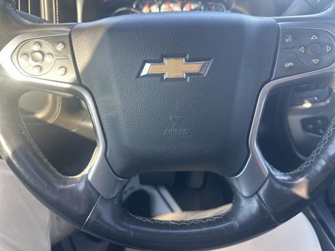 Used 2017 Chevrolet Silverado 1500 LTZ Z71 w/ LTZ Plus Package AWD/4WD image 28