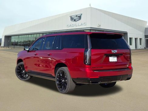 New 2026 Cadillac Escalade ESV Platinum Sport w/ LPO, ONYX Package image 4