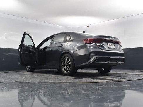 Used 2024 Kia Forte LXS image 47