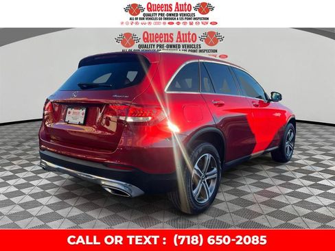 Used 2019 Mercedes-Benz GLC 300 GLC 300 4MATIC SUV image 7