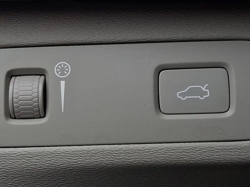 Used 2019 Volvo XC90 T6 Inscription w/ Luxury Package image 26