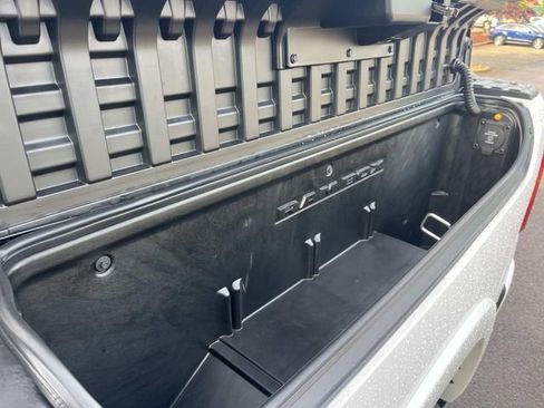 Used 2025 RAM 1500 Tungsten w/ Bed Utility Group AWD/4WD image 15