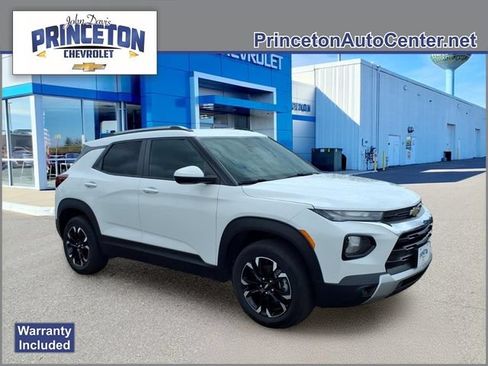 Used 2022 Chevrolet TrailBlazer LT w/ Convenience Package AWD/4WD image 1