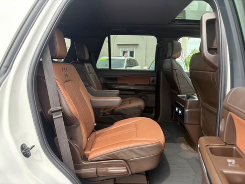 Used 2022 Ford Expedition King Ranch AWD/4WD image 12
