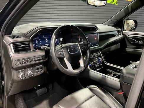 Used 2023 GMC Yukon Denali w/ Denali Reserve Package AWD/4WD image 17