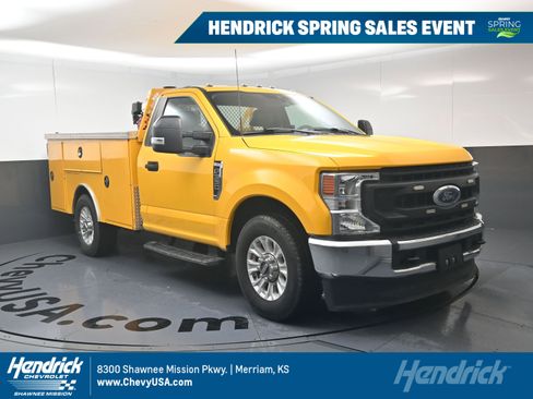 Used 2022 Ford F350 XL w/ Power Equipment Group image 1