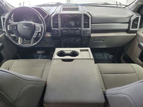 Used 2018 Ford F250 XLT w/ XLT Premium Package image 13