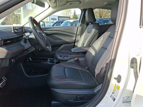 Used 2025 Ford Mustang Mach-E Premium w/ Sport Appearance Package image 13