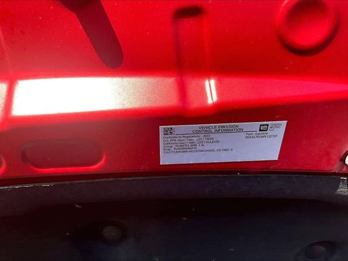 Used 2023 GMC Terrain SLE w/ Driver Convenience Package image 35