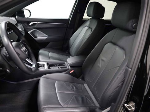 Used 2023 Audi Q3 2.0T Premium Plus w/ Premium Plus Package image 5