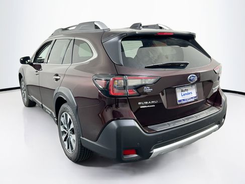 Used 2023 Subaru Outback Touring image 7