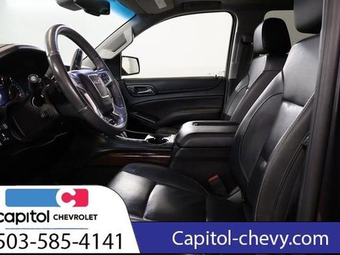 Used 2018 GMC Yukon SLT w/ Premium Edition image 12