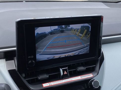 Used 2025 Toyota Corolla SE image 10