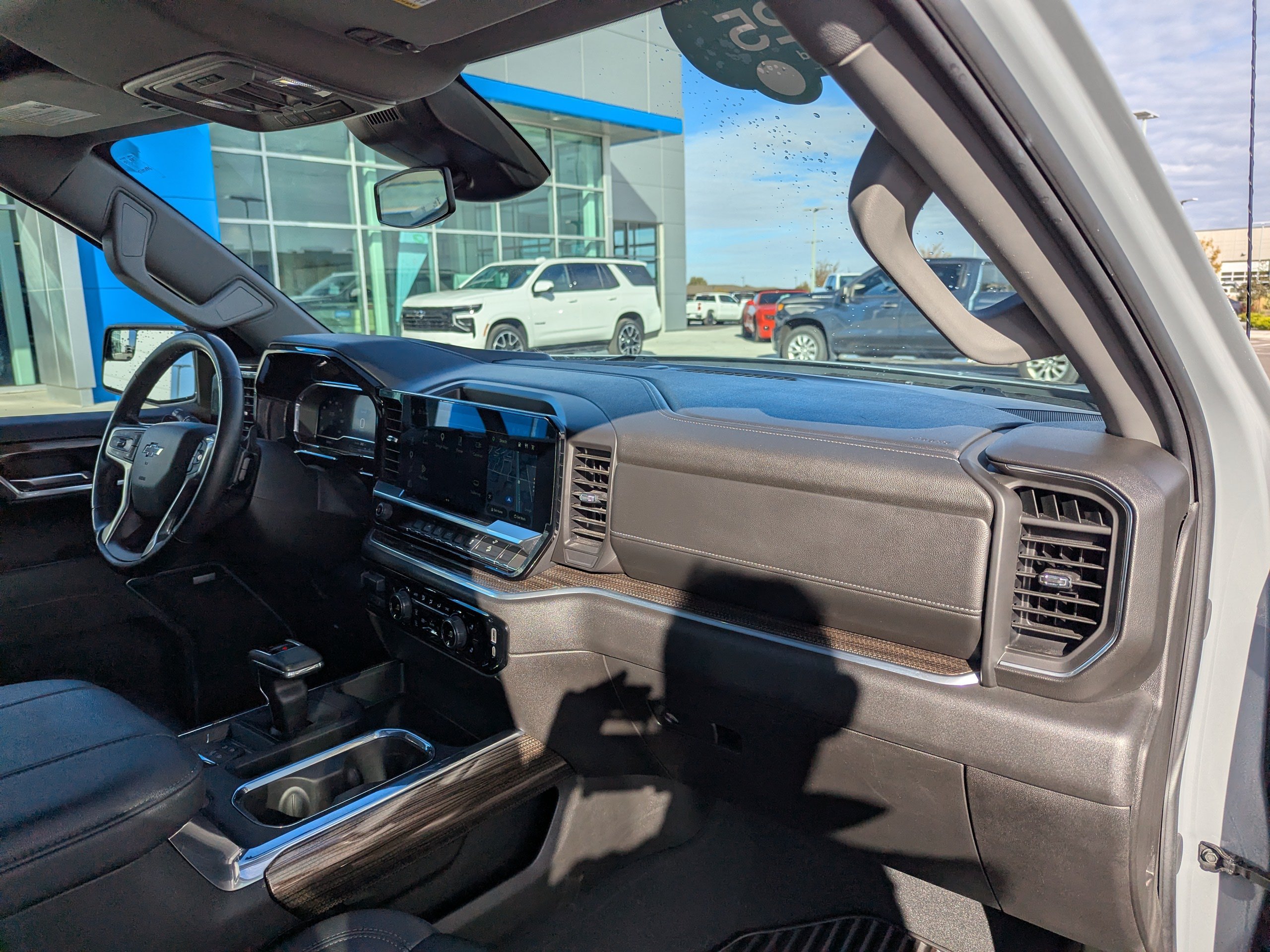 Certified 2025 Chevrolet Silverado 1500 RST w/ Convenience Package II AWD/4WD image 44
