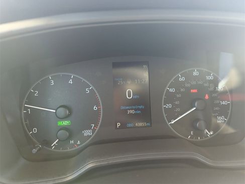 Used 2024 Toyota Corolla LE w/ LE Convenience Package image 22