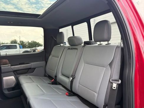 Used 2022 Ford F150 Lariat w/ Equipment Group 502A High AWD/4WD image 29