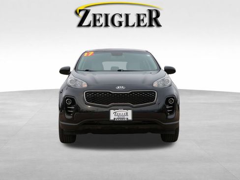 Used 2017 Kia Sportage LX image 2