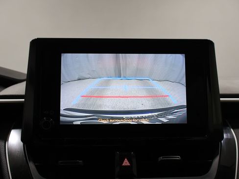 Used 2024 Toyota Corolla LE FWD image 29