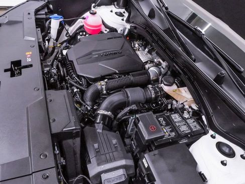 Used 2025 Hyundai Santa Fe Calligraphy image 29