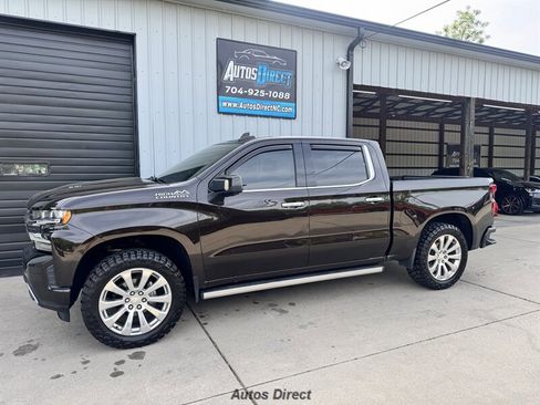 Used 2019 Chevrolet Silverado 1500 High Country w/ Technology Package AWD/4WD image 8
