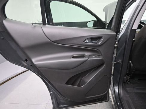 Used 2019 Chevrolet Equinox LT AWD/4WD image 14