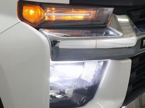 Used 2022 Chevrolet Silverado 3500 LT w/ Convenience Package image 27