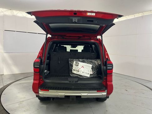 Used 2025 Toyota 4Runner Limited image 12