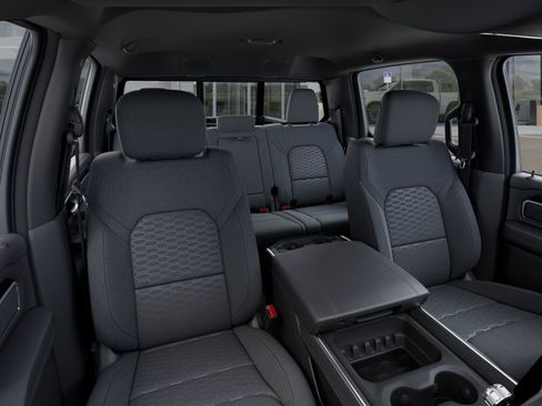 New 2026 RAM 1500 4x4 Crew Cab image 16