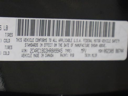 Used 2017 Chrysler Pacifica Touring-L w/ Tire & Wheel Group image 41