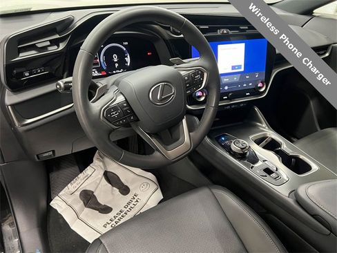 Certified 2024 Lexus RZ 300e Premium image 16