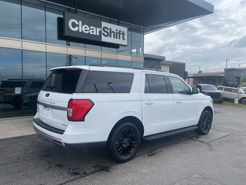 Used 2024 Ford Expedition Max XLT AWD/4WD image 6