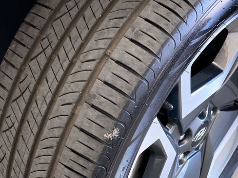 Used 2024 Hyundai Palisade Limited image 13