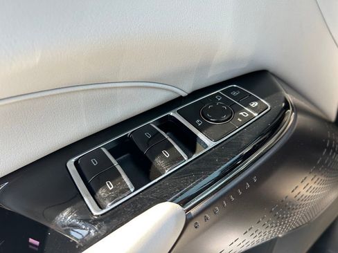 Used 2025 Cadillac Lyriq Sport RWD image 56