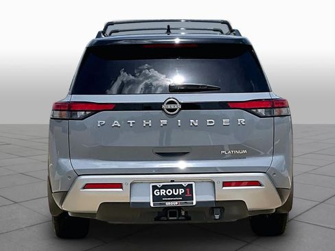 Used 2022 Nissan Pathfinder Platinum w/ Cargo Package FWD image 5