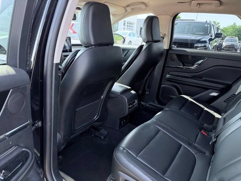 Certified 2024 Lincoln Corsair AWD image 21