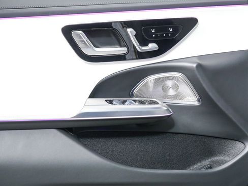 Used 2025 Mercedes-Benz E 53 AMG e 4MATIC Sedan image 6