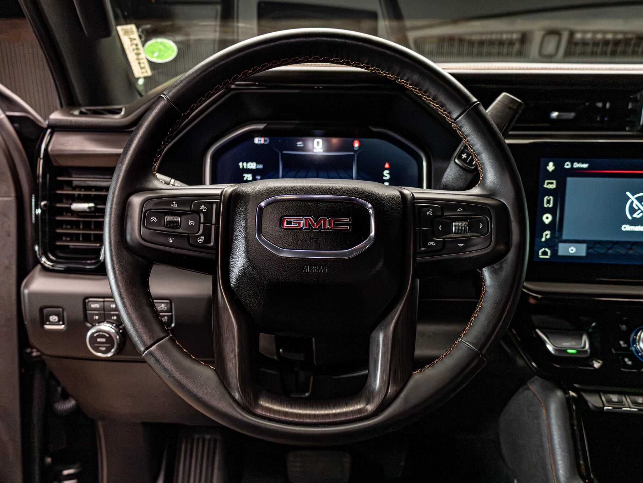 Used 2026 GMC Sierra 2500 AT4 w/ Technology Package AWD/4WD image 16