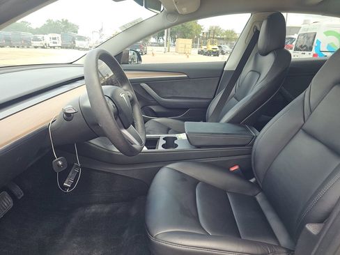 Used 2023 Tesla Model 3 Standard Range RWD image 7
