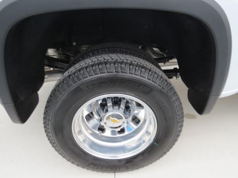 New 2026 Chevrolet Silverado 3500 High Country w/ High Country Premium Package AWD/4WD image 14