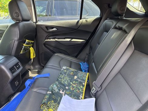 Used 2019 Chevrolet Equinox Premier w/ Premier Redline Edition FWD image 13