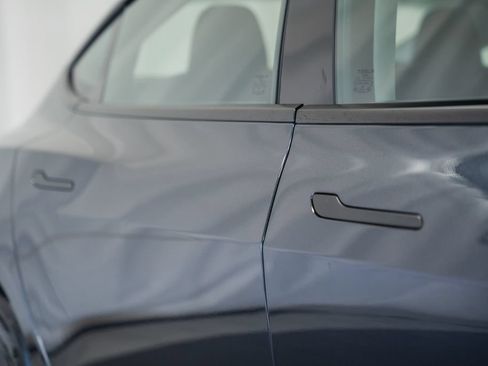 Used 2025 Tesla Model 3 RWD image 13